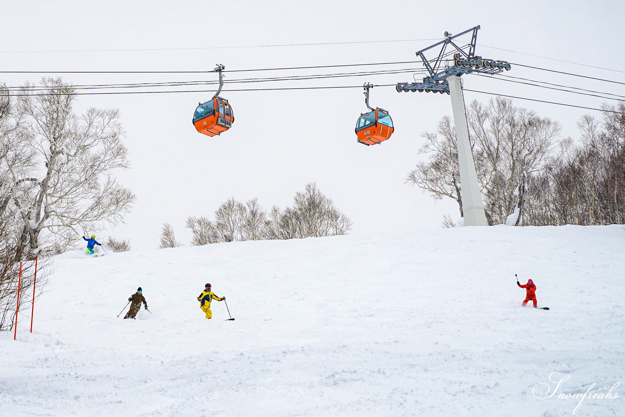 札幌国際スキー場 積雪たっぷり 300cm。コンディション良好なゲレンデでモーグル女子 ・畑田繭さんとコブコブセッション！